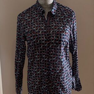 Chic Women's Button Down Shirt - Black and Red Pattern